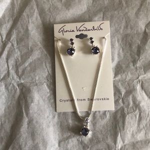 Gloria Vanderbilt Swarovski Crystal necklace set